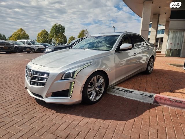 מודעת רכב קאדילק CTS