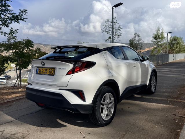 טויוטה C-HR