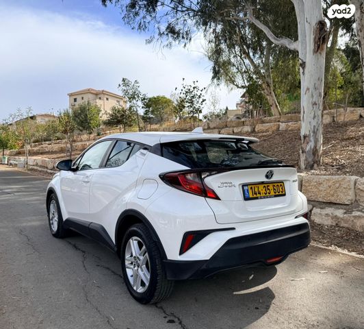 טויוטה C-HR