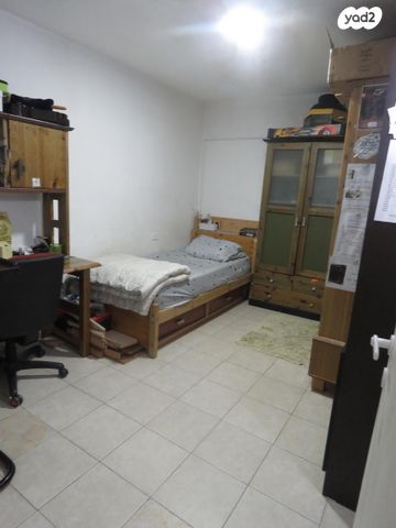 דירת גן, קרן היסוד 2, דרום, צפת