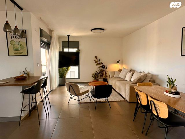 דירה, שתולים 61, עזרא, הארגזים, תל אביב יפו