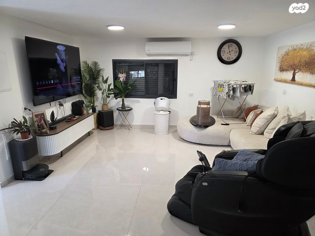 בית פרטי/ קוטג', יהודה הלוי 4, מרכז עפולה עלית, עפולה