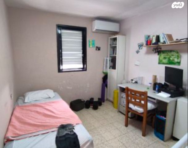 דירה, דוד רזיאל 11, רמת הנשיא, בת ים