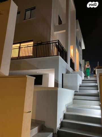 בית פרטי/ קוטג', אגוז 41, שאר העיר, כפר יונה