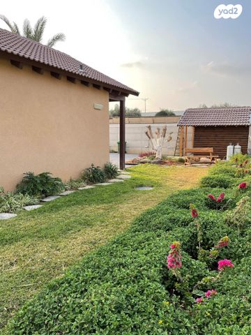 משק חקלאי/ נחלה, הגפן 79, נחם, נחם