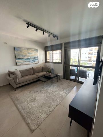 אורי צבי גרינברג 2