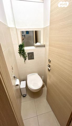 דירה, טרומפלדור 40, כפר גנים א, פתח תקווה