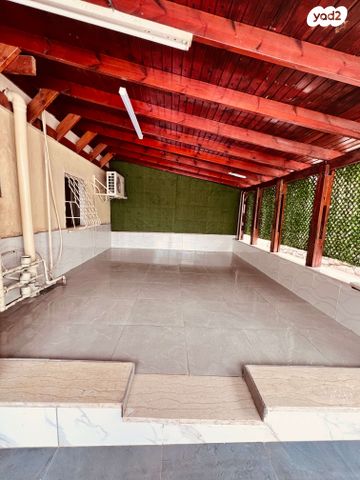 דירת גן, ז'בוטינסקי 30, שיכון ד, טבריה