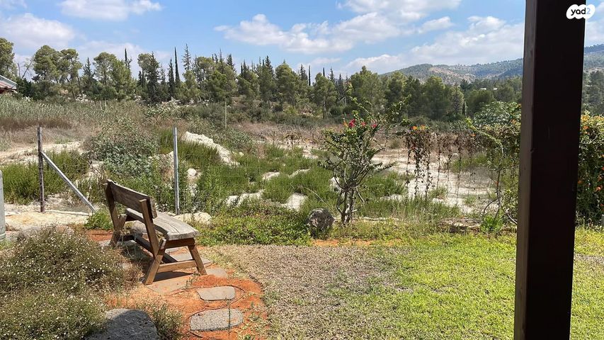 משק חקלאי/ נחלה, הגפן 79, נחם, נחם