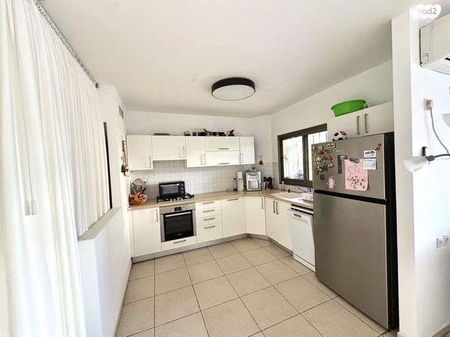 דירה, עמנואל זמיר 2, כפר גנים ג, פתח תקווה