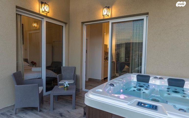 משק חקלאי/ נחלה, הגפן 79, נחם, נחם