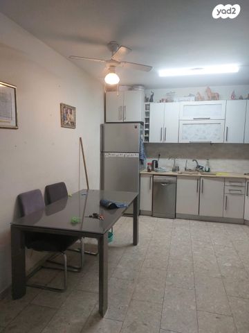 דירה, הרבי מלובביץ' 10, נאות שקמה, ראשון לציון