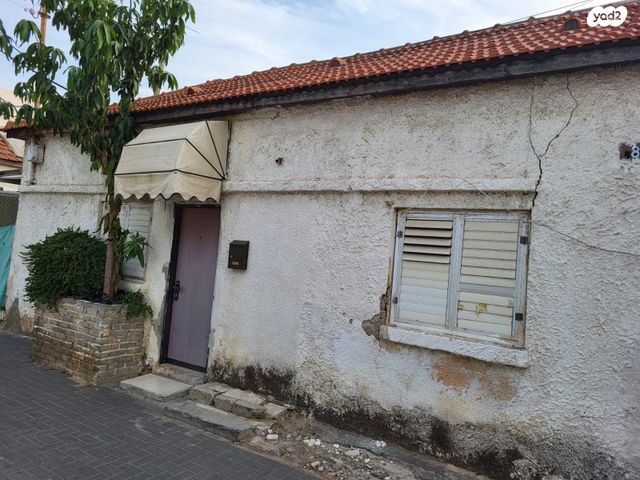 גבעת בן יהודה 20