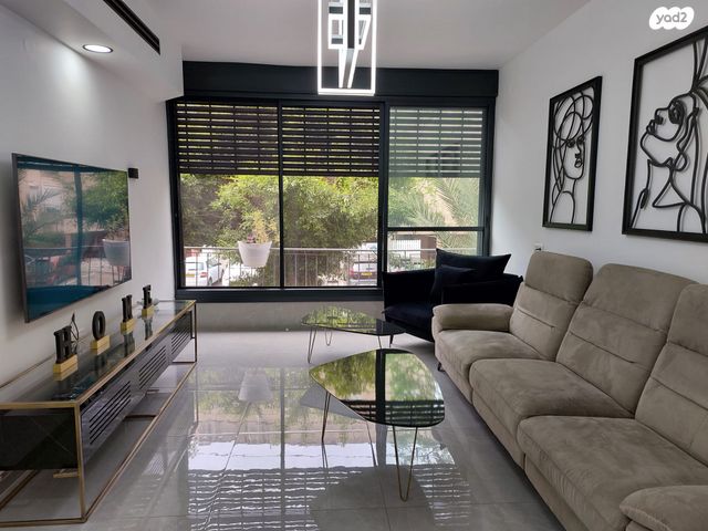 דירה, רחל 3, מרכז העיר, סביניה, הוותיקה, קרית ביאליק