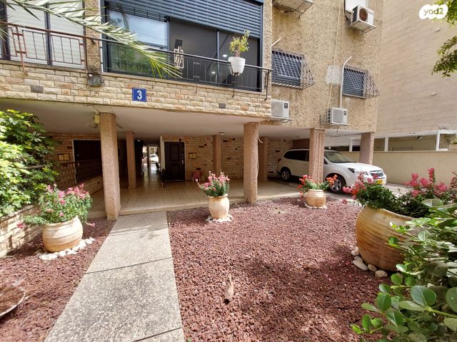 דירה, רחל 3, מרכז העיר, סביניה, הוותיקה, קרית ביאליק