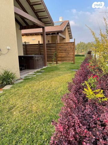 משק חקלאי/ נחלה, הגפן 79, נחם, נחם