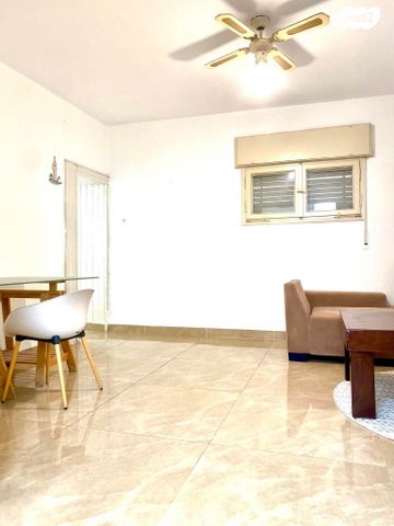 טריפלקס, החריש 13, שכון עובדים, עפולה