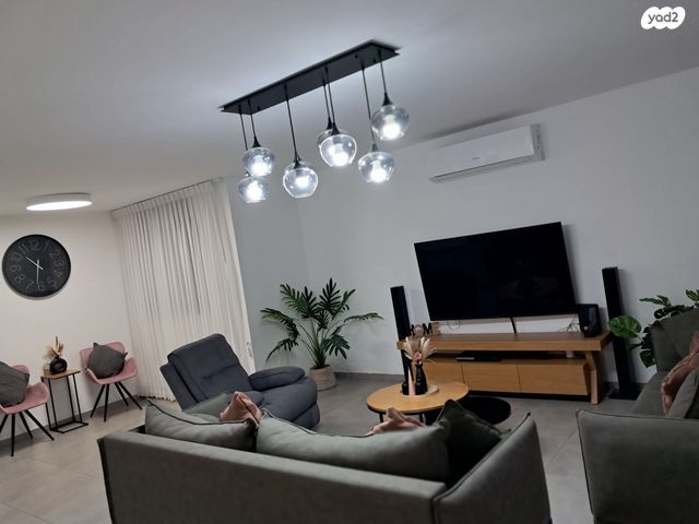 גג/ פנטהאוז, שחף 12, הרכס, עתלית