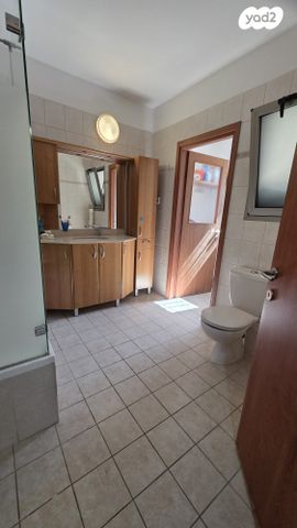 דו משפחתי, שני 2, רחובות החדשה, רחובות