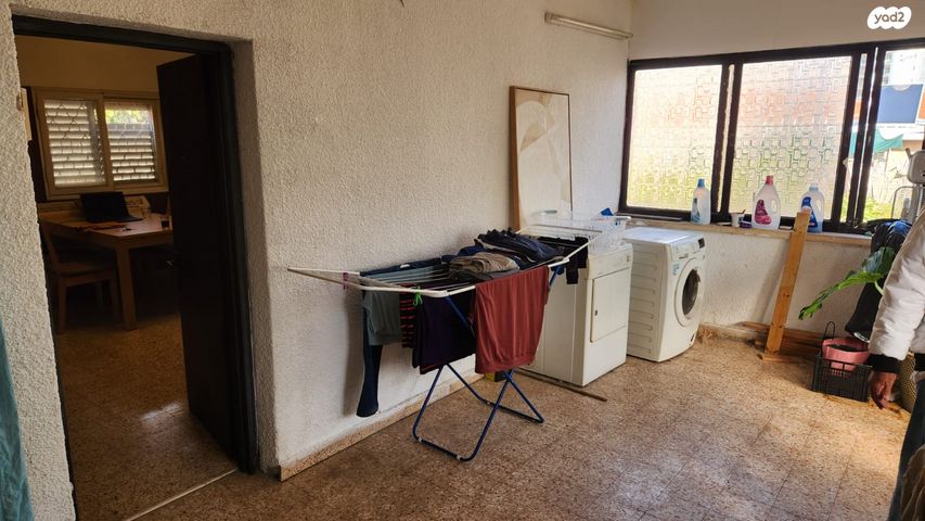 דו משפחתי, הבריגדה היהודית 16, גבעת אולגה, חדרה