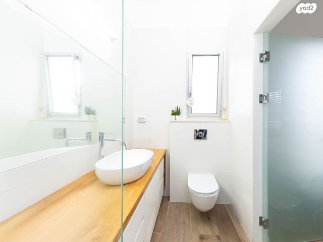 בית פרטי/ קוטג', חניון בית אלפא 1, חפצי בה, חפצי בה