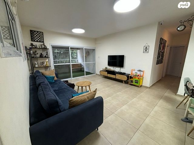 דירה, דב הוז 1, מעוז, כפר סבא