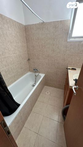 דירה, ארלוזורוב 13, רובע ה', אשדוד