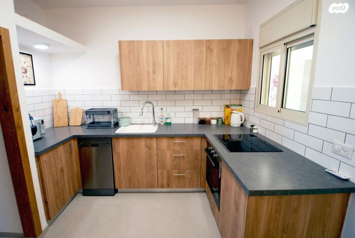 דירת גן, שדרות הציונות 123, כרמל צרפתי, חיפה