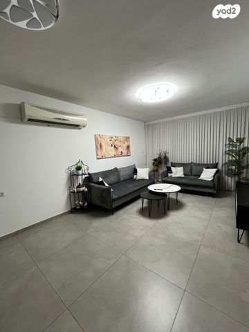 דירה, שמואל הנגיד 17, גרין ועם, חולון