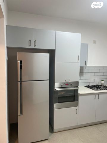 דירה, שלום שבזי 2, משכנות האומנים, קרית מוצקין