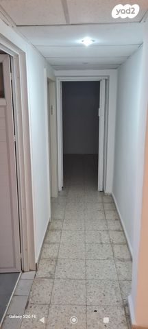 דירת גן, האבות 1, שיכון ג, טבריה