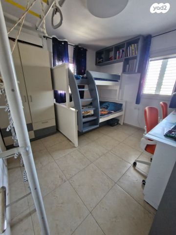 דירה, קדושי קהיר 34, נאות רחל, חולון