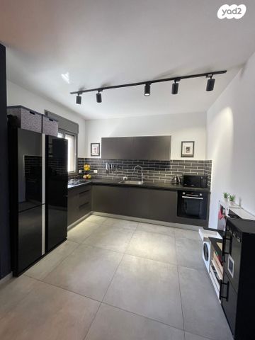 דירה, אלון 9, החורש, חריש