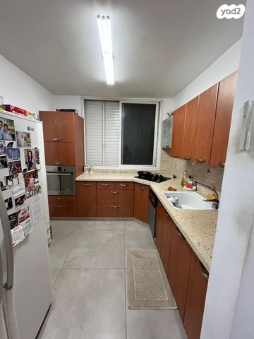 דירה, שמואל הנגיד 17, גרין ועם, חולון