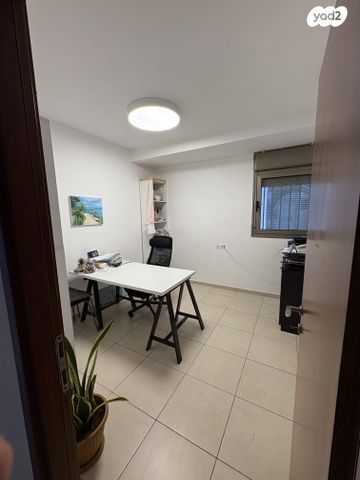 דירה, עמנואל זמיר 2, כפר גנים ג, פתח תקווה