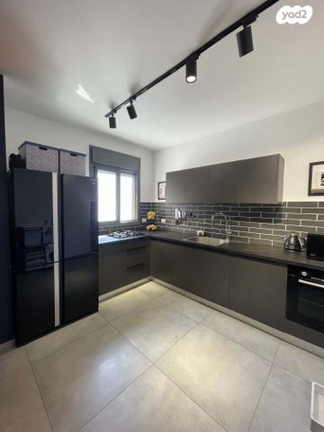 דירה, אלון 9, החורש, חריש