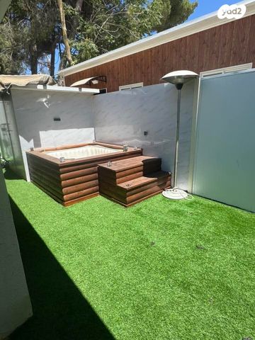 דירת גן, נץ 10, שאר העיר, צפת