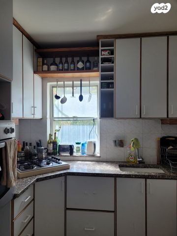 דירה, דרך עזה 39, רחביה, ירושלים