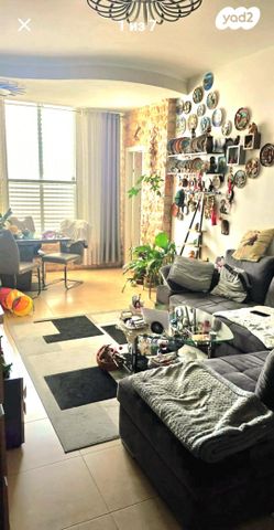 דירה, הרב קפאח 21, גרין ועם, חולון