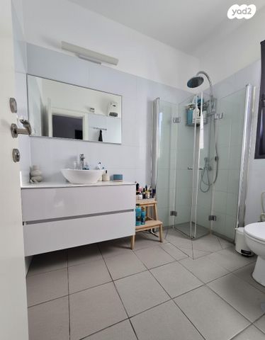 דירה, אהבת אדם 40, שרונה, כפר יונה