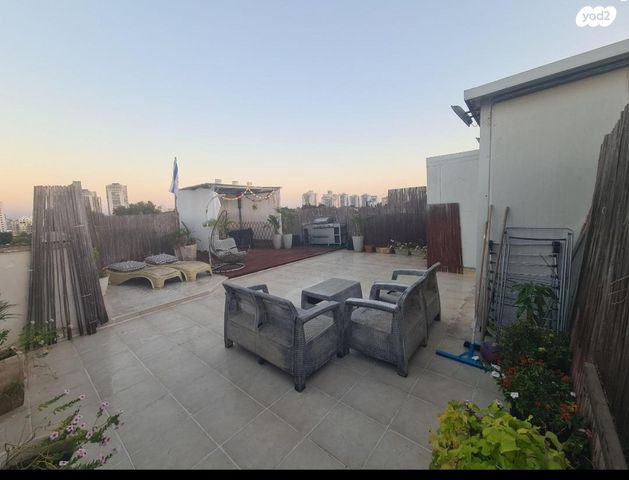 גג/ פנטהאוז, אריאל בן ציון 3, רמת חן ובן ציון, נתניה