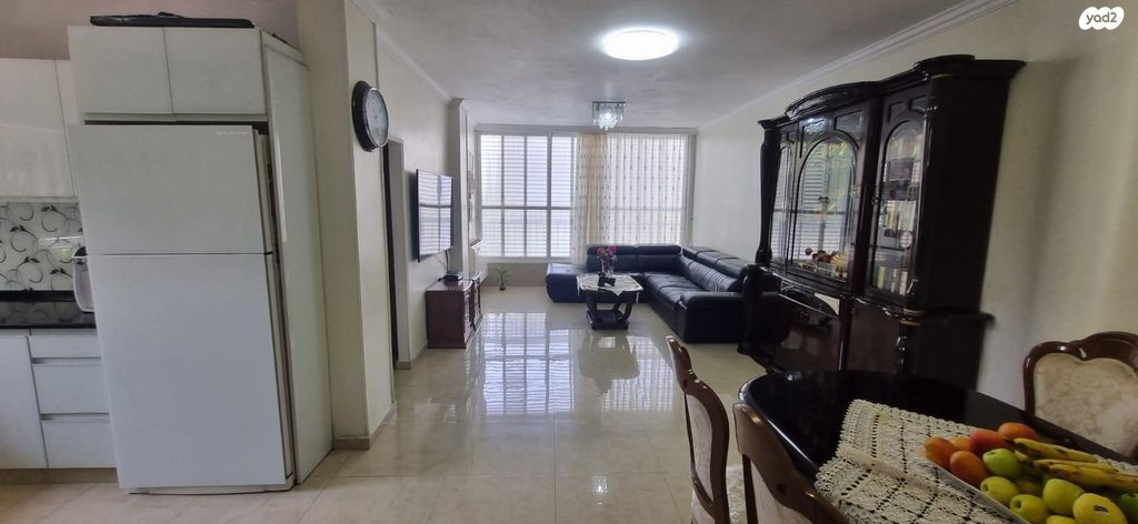 דירה, תותחנים 5, אזור תעשיה, בת ים