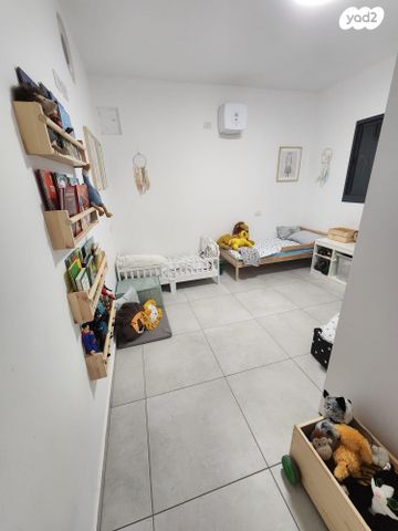 דירה, אהבת אדם 40, שרונה, כפר יונה