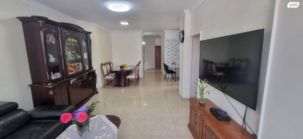 דירה, תותחנים 5, אזור תעשיה, בת ים