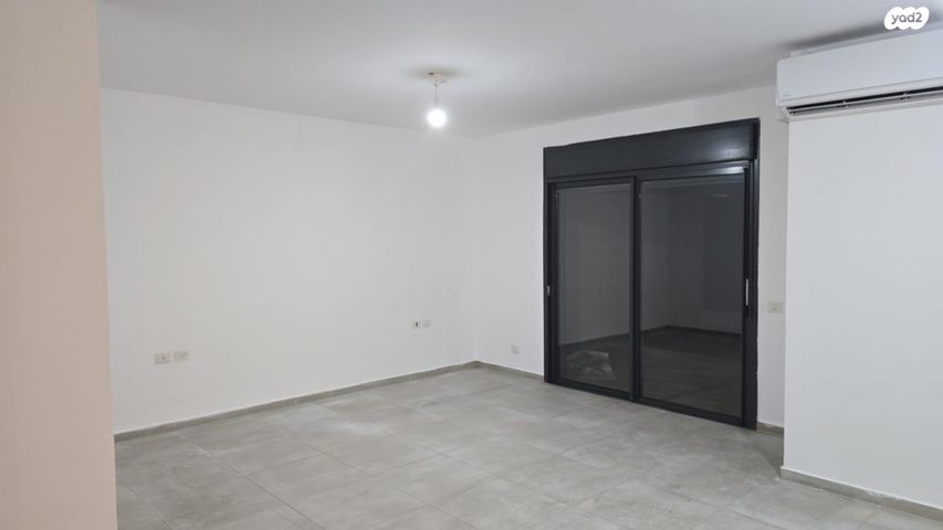 דירת גן, הרב שך 44, רמת שלמה, ירושלים