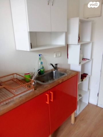 דירה, שרה 7, שער פלמר, תחנת רכבת השמונה, חיפה