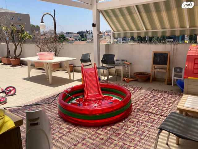 גג/ פנטהאוז, נחשון 9, מרכז, כפר סבא