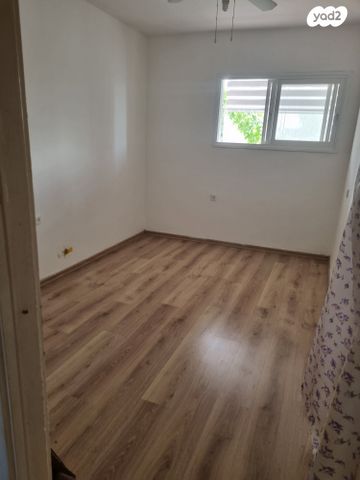 דירה, שדרות יוספטל 37, גבעה א', שביט, קרית אתא