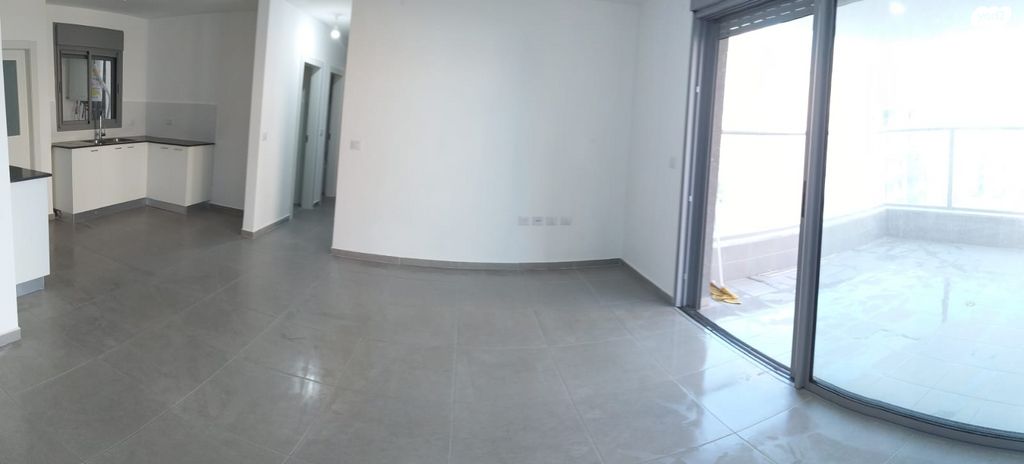 דירה, חברותא 2, בצוותא, חריש