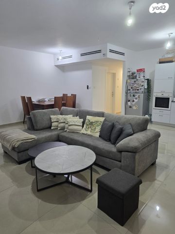 דירה, מרגנית 17, הכלניות, שדרות